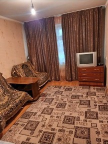 1комн в 9-мкр, посуточно и по часам, рядом с кайркарметом.