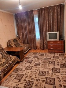 1комн в 9-мкр, посуточно и по часам, рядом с кайркарметом.