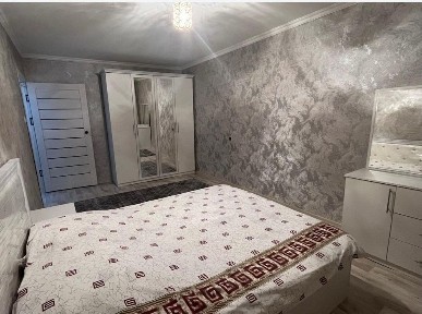 Сдам квартиру посуточно и посчасам есть kaspi red