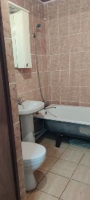 Продам полуторку в жилгородке