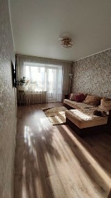 Продается трёхкомнатная квартира