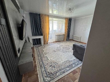 Продам 3-х комнатную квартиру в р-не КСК