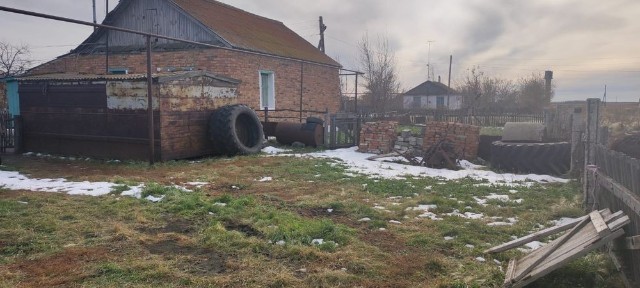 Продам дом на земле