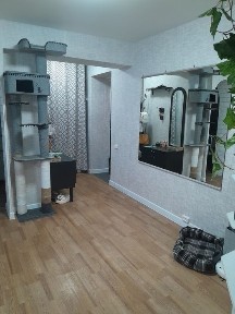 Продам 3х комнатную квартиру, микрорайон Строитель, 14 (14)сверху техэтаж