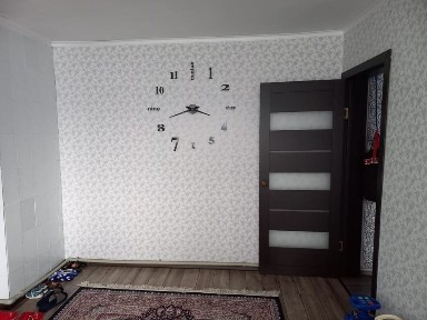 Продам трехкомнатную квартиру