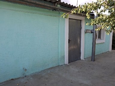 Продается дом в трехквартирном доме