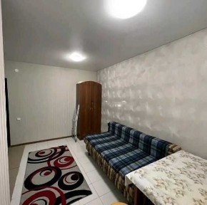 Продаётся квартира в цокольном этаже