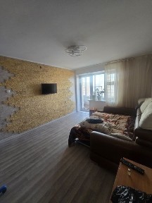 Сдам 2х комн квартиру