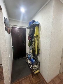 Продается 3-х комнатная квартира+гараж или обмен на частный дом