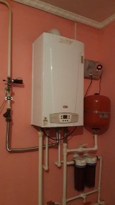 Продам частный дом на Малышке с большим участком