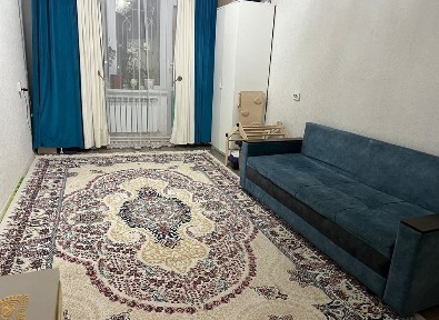 Продам 2 -х комнатную квартиру ( бывший продуктовый магазин Шөмекей)