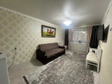 Продам 2-х комнатную квартиру в 16 микрорайоне