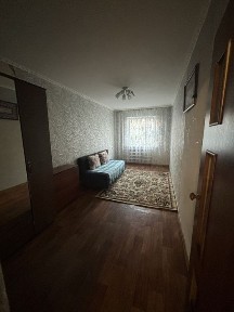 Есенберлина 39. Сдам в аренду уютную 2 х комнатную квартиру