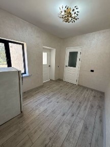 Сдаётся 2 комнатная квартира. Цена 80 тыч тенге