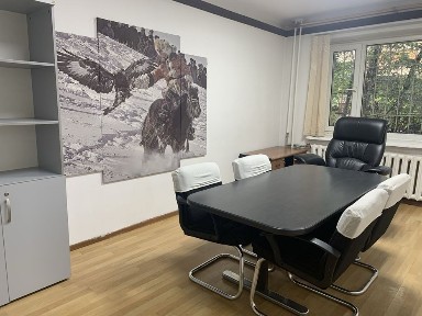 Аренда 3-х комнатной квартиры под офис в районе Центрального сталиона