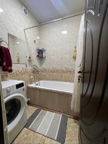 3000 тенге два часа. Центр! 1-но комнатная. Абая