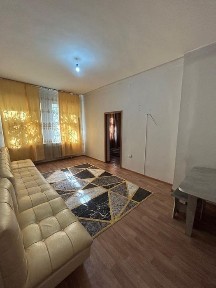 3000 тенге два часа. 2-х комнатная квартира в центре. Посуточно