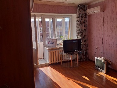 Сдам 1 комн. кв. в районе автовокзала в спальном районе.