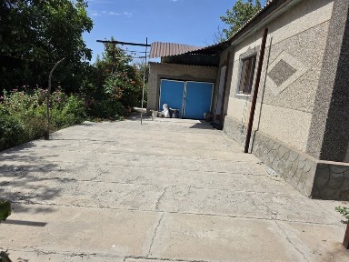 Продаётся дом 4х комн 78м2 район Сах. завода.