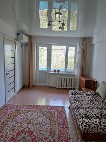 Желтоқсан 2, 3 қабат, балкон