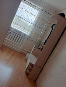 Продам квартиру на южной стороне в двух этажном доме