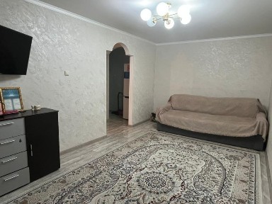 Продам 2 ком. квартиру в районе Киселева.