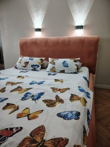 Сдам 1кв Казпочта центр 10000 тг сутки 2000тг по часам