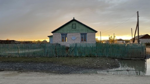 Продается дом в центре села Новоникольское
