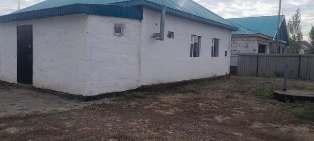 Үй. сатылады Актобе қорайлы