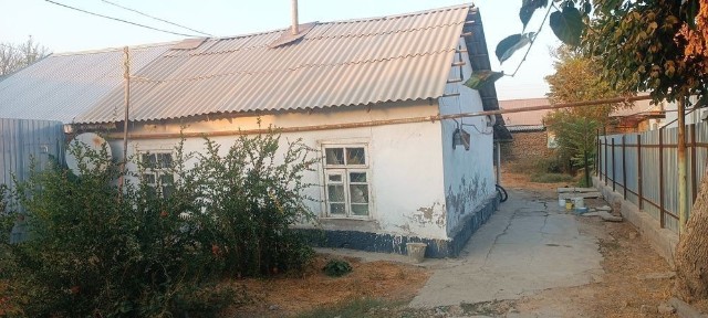 Үй сатылады 2 бөлмелі