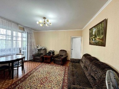 четырёхкомнатная квартира, проспект Шахтёров 7