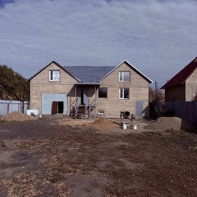 Продается Новый дом в п. Долинка