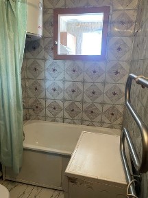 Продается 2х комн квартира