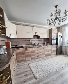 Продаётся 2х комнатная квартира