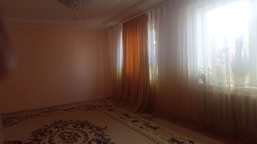 Тез арада үй сатылады