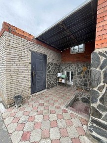 Продается частный 2-х этажный дом в районе Церкви (зеленого рынка)