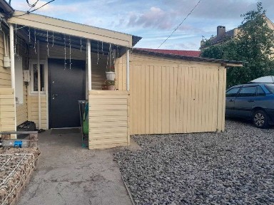 Продам дом в р-не магазина Березка