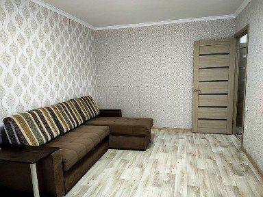 Сдам 2х комнатную квартиру 8мкн