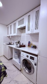 Помещение со статусом «магазин» ро пр. Молдагуловой первая линия