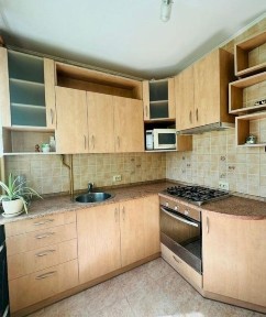 Сдам 1-ком квартиру по ул Куйши Дина 160000тг