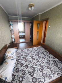 Восточно-Казахстанская область, Усть-Каменогорск, Площадь Республики