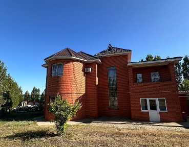 Продам уникальный коттедж