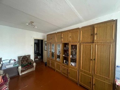 Продаю улучшенную 1-комнатную на Карбышева 14/2 !