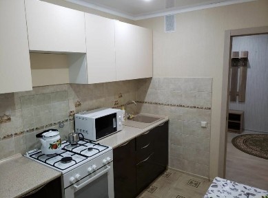 2000 тенге Часы. 1-но комнатная в центре. Абая-Ташкентская