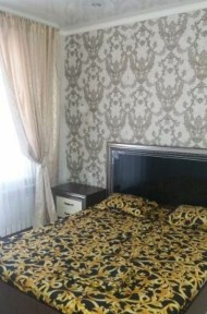 1500 тенге Час. Посуточно 1-но комнатная по улице Абая