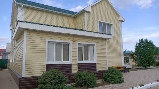 Продам красивый 2х этажный дом