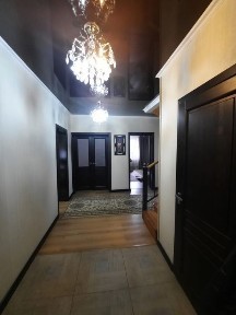 Продается двух этажный 7-и комнатый дом из керамзитого кирпича