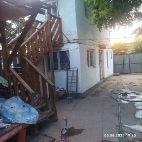 Уй сатылады-Дом продаётся