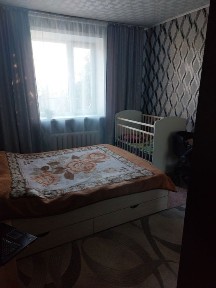 Продам 4 комнатную квартиру.