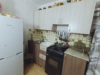 Продам 1 комнатную квартиру район Борки